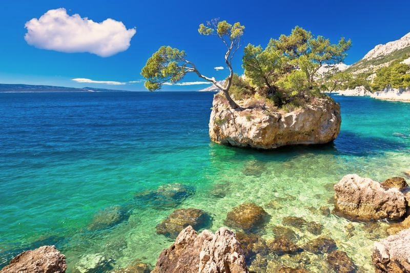Najpiękniejsze plaże Chorwacji – którą wybrać na swój urlop?
