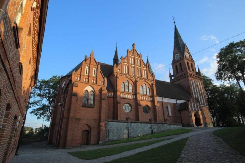 Sanktuarium w Gietrzwałdzie: co zobaczyć i jak zaplanować wizytę?